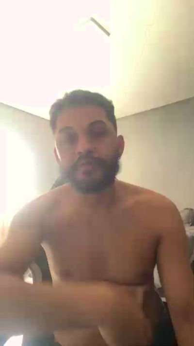 cam_moreno23 live cam on Cam4