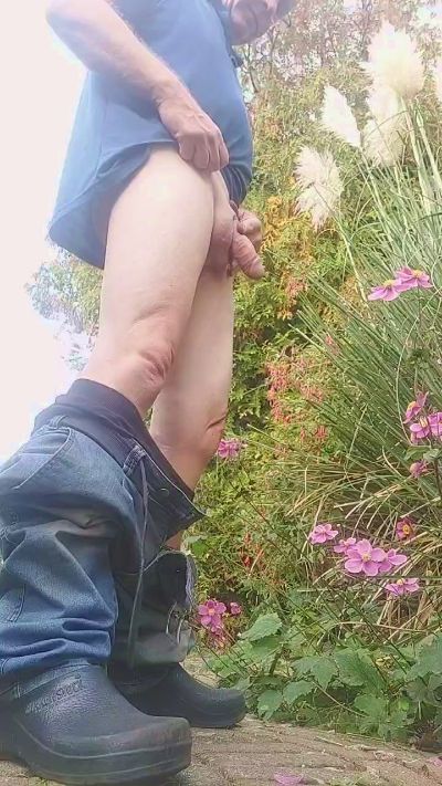 camaddictedk live cam on Cam4