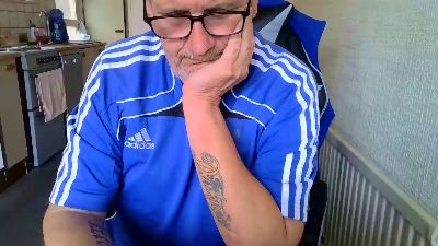 cambsman60 live cam on Cam4