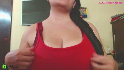 camiilahotxxxx live cam on Cam4