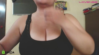 camiilahotxxxx live cam on Cam4