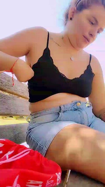 camila901 live cam on Cam4