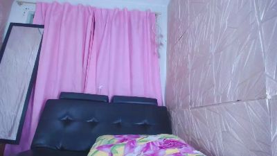 camila_saldana live cam on Cam4