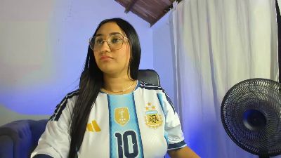 camila_wood live cam on Cam4
