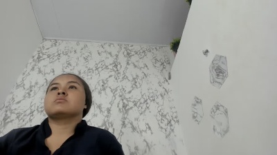 camilagreeco live cam on Cam4