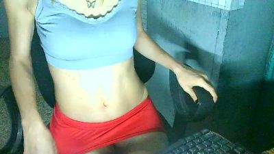 camilalacatira live cam on Cam4