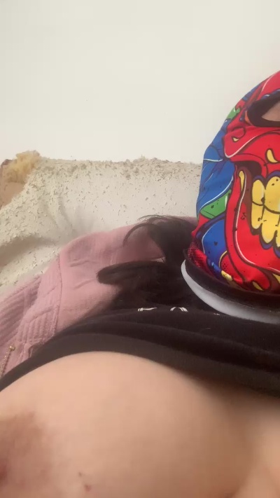 camilaputa4 live cam on Cam4