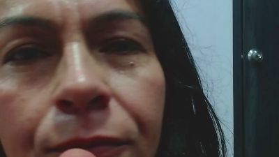 camilavargas_ live cam on Cam4