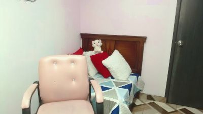 camilavargas_ live cam on Cam4