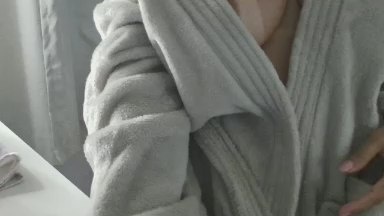 camilinha01 live cam on Cam4