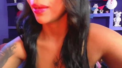 camille2004 live cam on Cam4