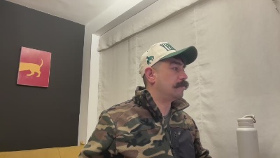 camo_1991 live cam on Cam4