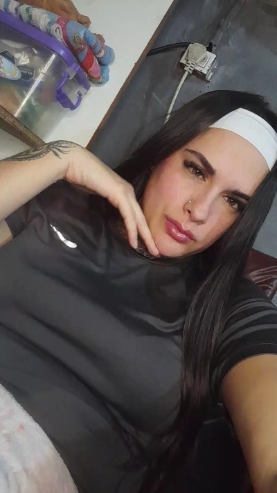 camuchi_xxx live cam on Cam4