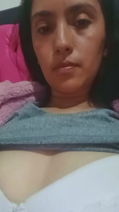 camweb7 live cam on Cam4