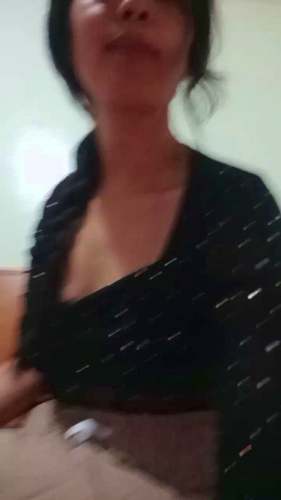 camweb7 live cam on Cam4