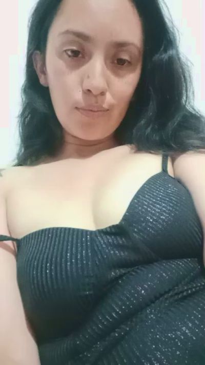 camweb7 live cam on Cam4