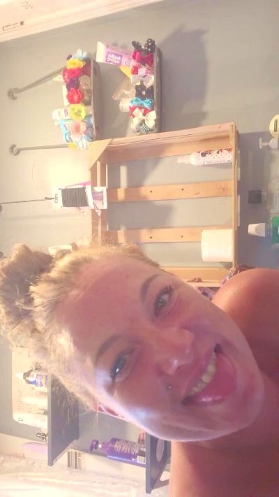 canadiancumslu6 live cam on Cam4