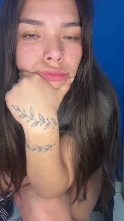 candelaria_hot live cam on Cam4
