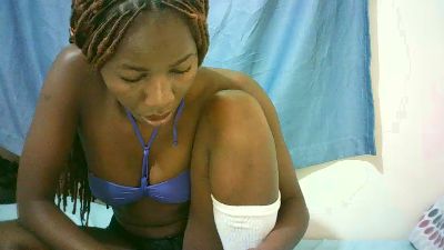 candy_lolo2 live cam on Cam4