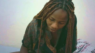candy_lolo2 live cam on Cam4