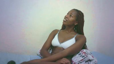 candy_lolo2 live cam on Cam4