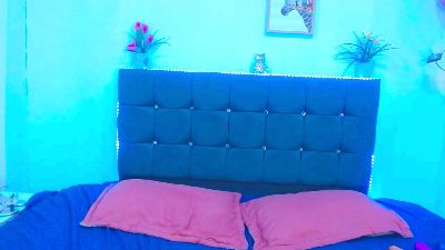 candy_lux_ live cam on Cam4