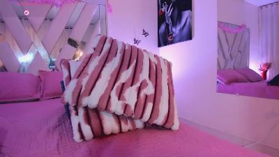 candy_skyy live cam on Cam4