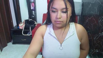 candymorena69 live cam on Cam4