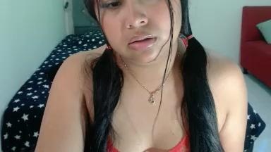 candymorena69 live cam on Cam4