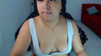 candymorena69 live cam on Cam4