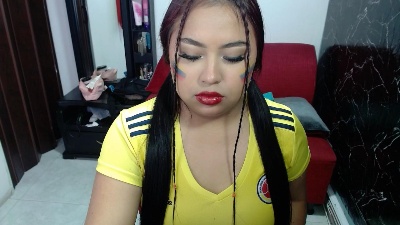 candymorena69 live cam on Cam4