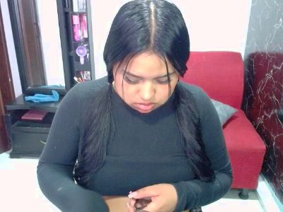 candymorena69 live cam on Cam4
