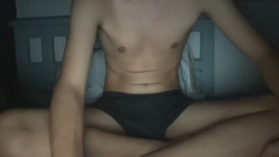 candyperfumeboy live cam on Cam4