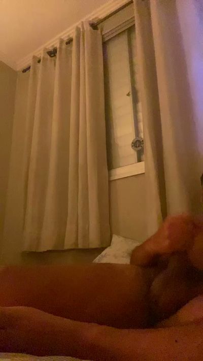 canino_guaru live cam on Cam4