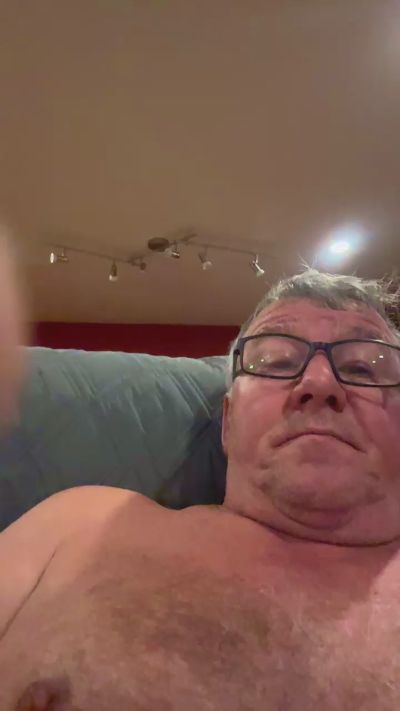 capitaine_fun live cam on Cam4