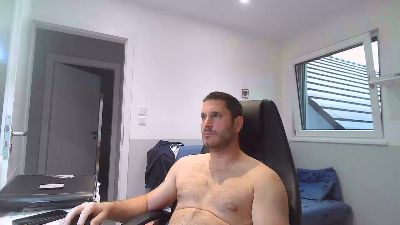 capuch67 live cam on Cam4