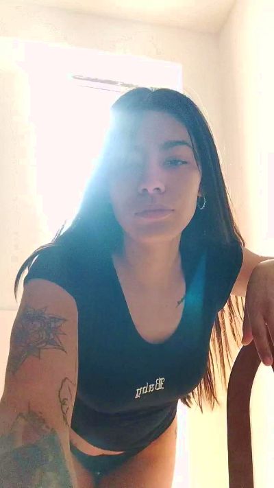 caramelito1 live cam on Cam4