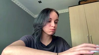 caramelutaste live cam on Cam4