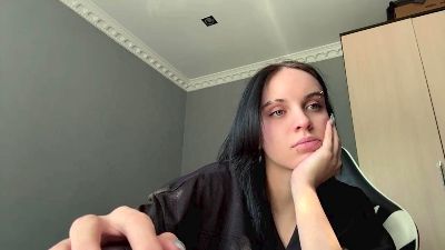 caramelutaste live cam on Cam4