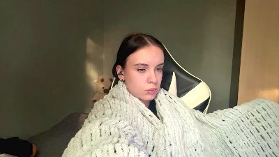 caramelutaste live cam on Cam4