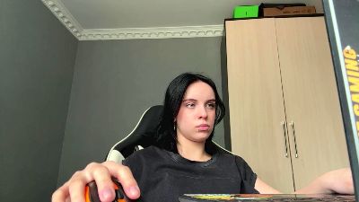 caramelutaste live cam on Cam4