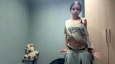caramelutaste live cam on Cam4