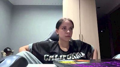 caramelutaste live cam on Cam4