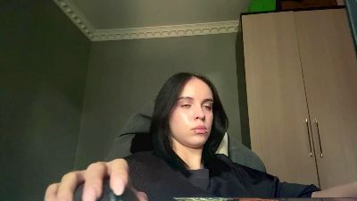 caramelutaste live cam on Cam4