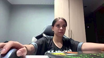 caramelutaste live cam on Cam4