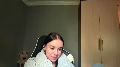 caramelutaste live cam on Cam4