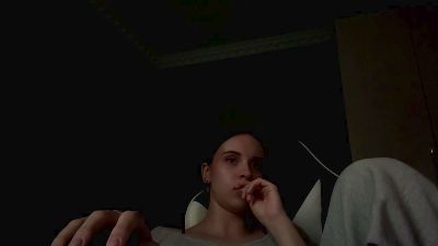caramelutaste live cam on Cam4