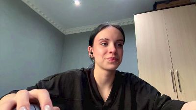 caramelutaste live cam on Cam4