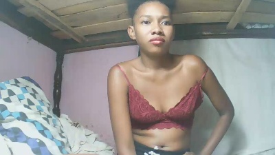 carinagasy live female webcam from Madagascar