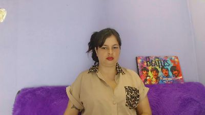 carladowsxxx live cam on Cam4